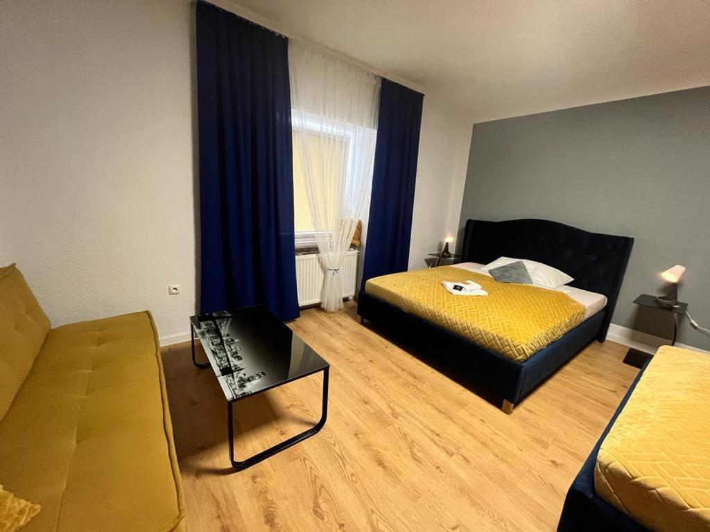 Great Polonia Strzegom City Center Экстерьер фото