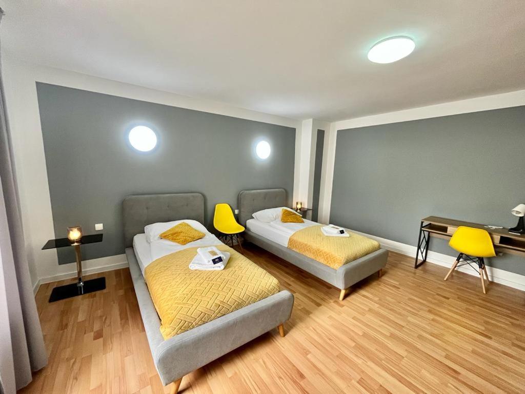 Great Polonia Strzegom City Center Экстерьер фото